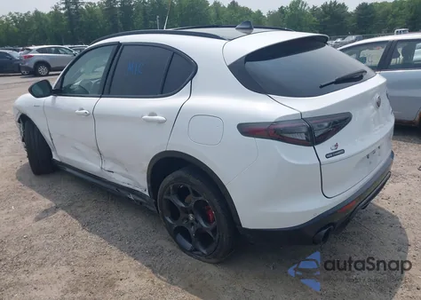 2024 Alfa Romeo Stelvio Veloce Awd из США, поврежденный, VIN ZASPAKBN0R7D72661